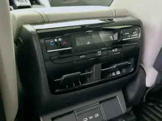 Acura MDX 2025 4 puertas SUV con Paquete de Tecnología
