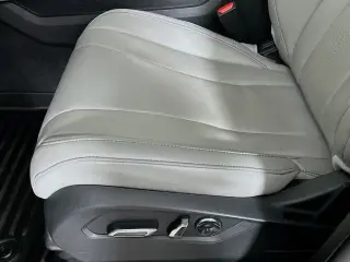 Acura MDX 2025 4 puertas SUV con Paquete de Tecnología