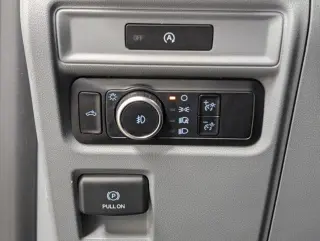Ford F-150 2025 4x4 XLT 4 puertas SuperCrew 5.5 pies SB
