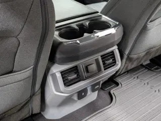 Ford F-150 2023 4x4 XLT 4 puertas SuperCrew 5.5 pies. SB