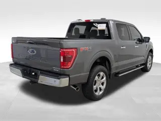 Ford F-150 2023 4x4 XLT 4 puertas SuperCrew 5.5 pies. SB