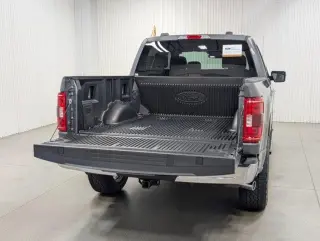 Ford F-150 2023 4x4 XLT 4 puertas SuperCrew 5.5 pies. SB