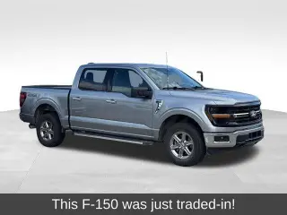 Ford F-150 2025 4x4 XLT 4 puertas SuperCrew 5.5 pies. SB