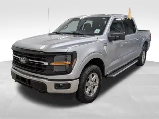 Ford F-150 2025 4x4 XLT 4 puertas SuperCrew 5.5 pies. SB