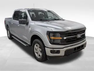 Ford F-150 2025 4x4 XLT 4 puertas SuperCrew 5.5 pies. SB