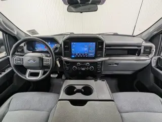 Ford F-150 2025 4x4 XLT 4 puertas SuperCrew 5.5 pies. SB