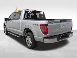 Ford F-150 2024 4x4 XLT 4 puertas SuperCrew 6.5 pies. SB