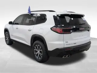 GMC Acadia 2025 4x4 AT4 4 puertas SUV