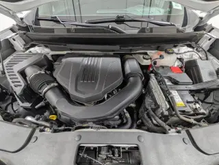 GMC Acadia 2025 4x4 AT4 4 puertas SUV