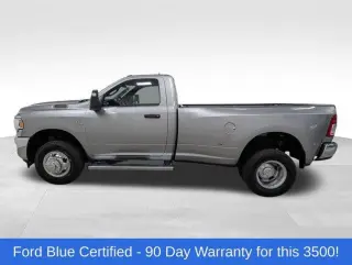Ram 3500 2024 4x4 Tradesman 2 puertas Cabina Regular 8 pies LB DRW Pickup
