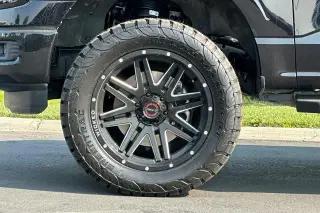 Ford F-150 2025 4x4 XLT 4 puertas SuperCrew 5.5 pies. SB
