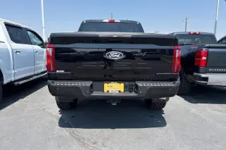 Ford F-150 2025 4x4 XLT 4 puertas SuperCrew 5.5 pies. SB