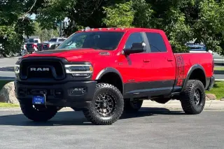 Ram 2500 2019 4x4 Power Wagon 4 puertas, cabina doble, caja de 1.88 m (6.3 pies)