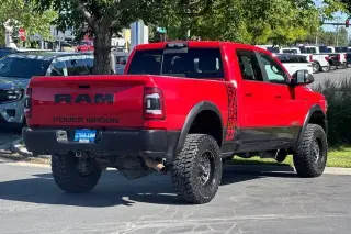 Ram 2500 2019 4x4 Power Wagon 4 puertas, cabina doble, caja de 1.88 m (6.3 pies)