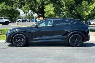 Ford Mustang Mach-E 2025 AWD GT 4 puertas SUV