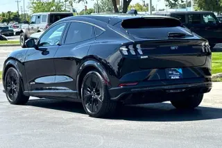Ford Mustang Mach-E 2025 AWD GT 4 puertas SUV
