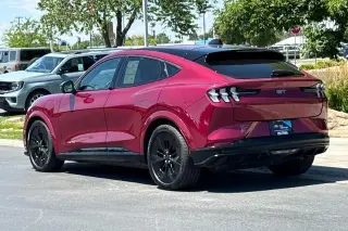 Ford Mustang Mach-E 2025 AWD GT 4 puertas SUV