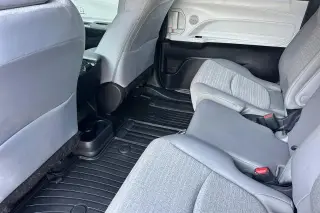 Toyota Sienna 2025 AWD LE 8 Pasajeros 4 Puertas Minivan