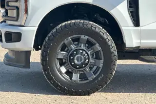 Ford F-250 Super Duty 2024 4x4 XL 4 puertas Cabina Crew 8 pies LB Pickup