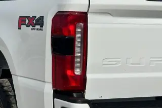 Ford F-250 Super Duty 2024 4x4 XL 4 puertas Cabina Crew 8 pies LB Pickup