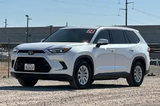 Toyota Grand Highlander 2024 XLE 4 puertas SUV