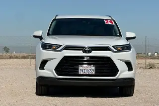 Toyota Grand Highlander 2024 XLE 4 puertas SUV