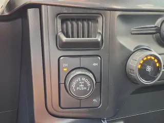 Ford F-150 2024 4x4 STX 4p SuperCrew 5.5 ft. SB