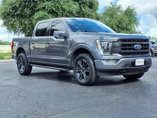 Ford F-150 2023 4x4 Lariat 4 puertas SuperCrew 6.5 pies. SB