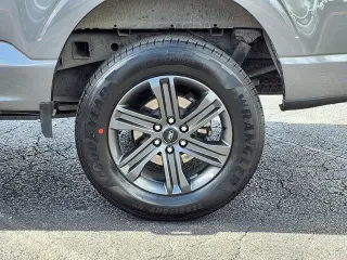 Ford F-150 2023 4x4 Lariat 4 puertas SuperCrew 6.5 pies. SB