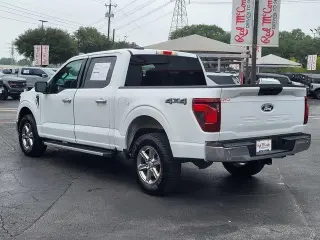 Ford F-150 2025 4x4 XLT 4 puertas SuperCrew 6.5 pies. SB