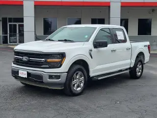 Ford F-150 2025 4x4 XLT 4 puertas SuperCrew 6.5 pies. SB