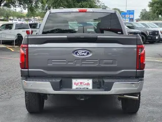 Ford F-150 2025 4x4 XLT 4 puertas SuperCrew 6.5 pies. SB