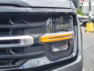 Ford F-150 2025 4x4 XLT 4 puertas SuperCrew 6.5 pies. SB