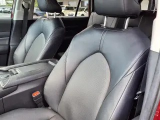 Toyota Grand Highlander 2024 AWD XLE 4 puertas SUV