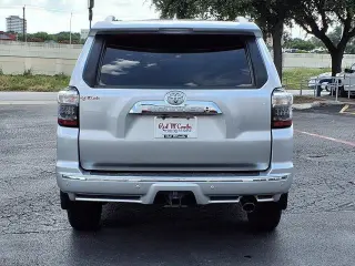 Toyota 4Runner 2023 AWD Limited 4 puertas SUV