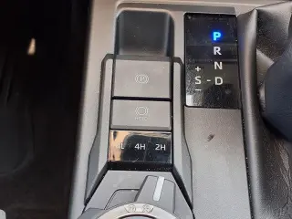 Toyota 4Runner 2025 4x4 SR5 4 puertas SUV