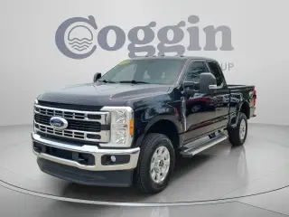 Ford F-250 Super Duty 2023 4x4 XLT 4 puertas SuperCab 6.8 pies. Pickup SB
