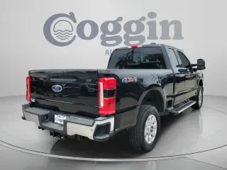 Ford F-250 Super Duty 2023 4x4 XLT 4 puertas SuperCab 6.8 pies. Pickup SB