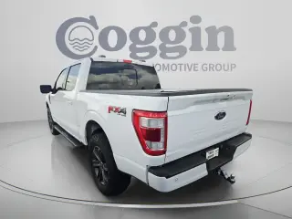 Ford F-150 2023 4x4 Lariat 4 puertas SuperCrew 5.5 pies. SB