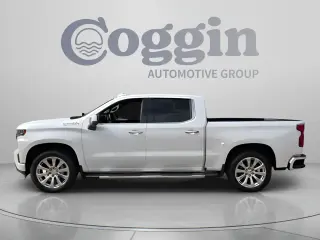 Chevrolet Silverado 1500 2021 4x4 High Country 4 puertas Cabina Crew 5.8 pies. SB