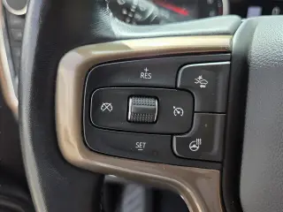 Chevrolet Silverado 1500 2021 4x4 High Country 4 puertas Cabina Crew 5.8 pies. SB