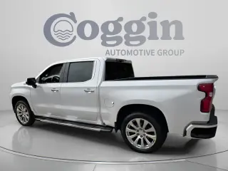 Chevrolet Silverado 1500 2021 4x4 High Country 4 puertas Cabina Crew 5.8 pies. SB