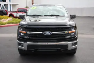 Ford F-150 2025 4x4 XLT 4 puertas SuperCrew 5.5 pies SB