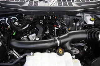 Ford F-150 2025 4x4 XLT 4 puertas SuperCrew 6.5 pies. SB