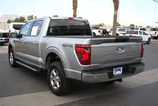 Ford F-150 2025 4x4 XLT 4 puertas SuperCrew 6.5 pies. SB