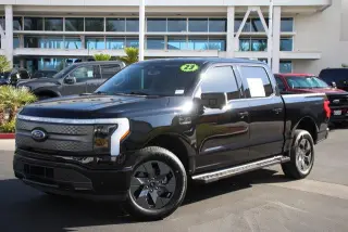 Ford F-150 Lightning 2023 AWD XLT 4 puertas SuperCrew 5.5 pies. SB