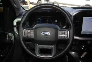Ford F-150 Lightning 2023 AWD XLT 4 puertas SuperCrew 5.5 pies. SB