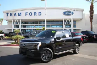 Ford F-150 Lightning 2023 AWD XLT 4 puertas SuperCrew 5.5 pies. SB