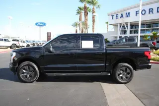 Ford F-150 Lightning 2023 AWD XLT 4 puertas SuperCrew 5.5 pies. SB