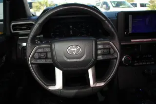 Toyota Tacoma 2024 4x4 TRD Sport HV 4 puertas Cabina Doble 5.0 pies SB